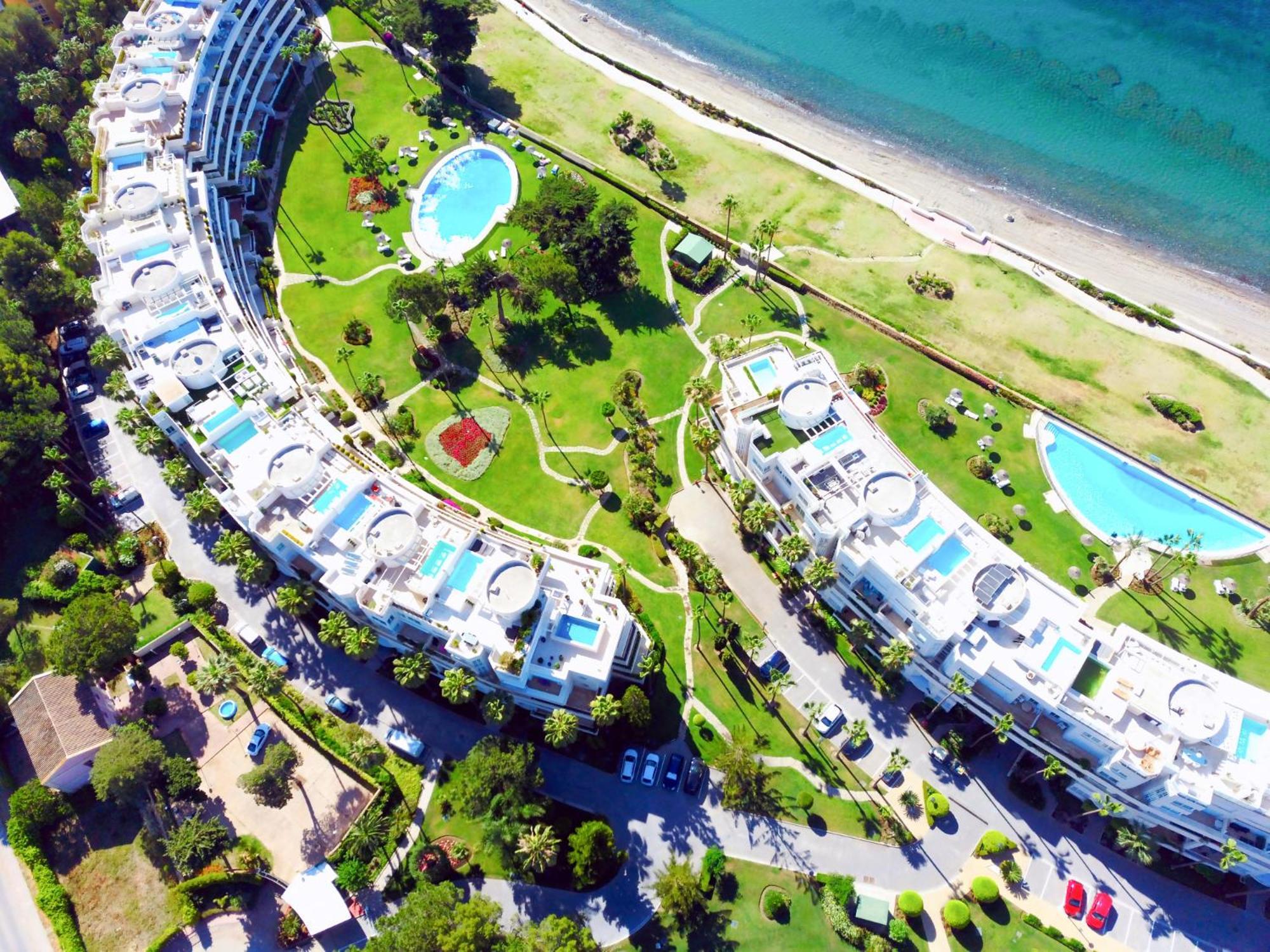 Luxury Frontline Residence Ehhouse Estepona Kültér fotó